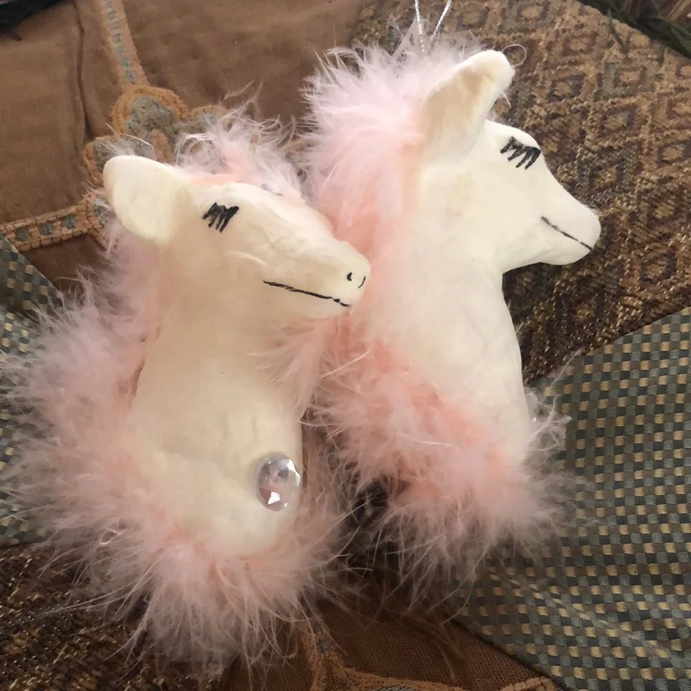 (2) Pier One Import’s Unicorn 🦄 Ornaments